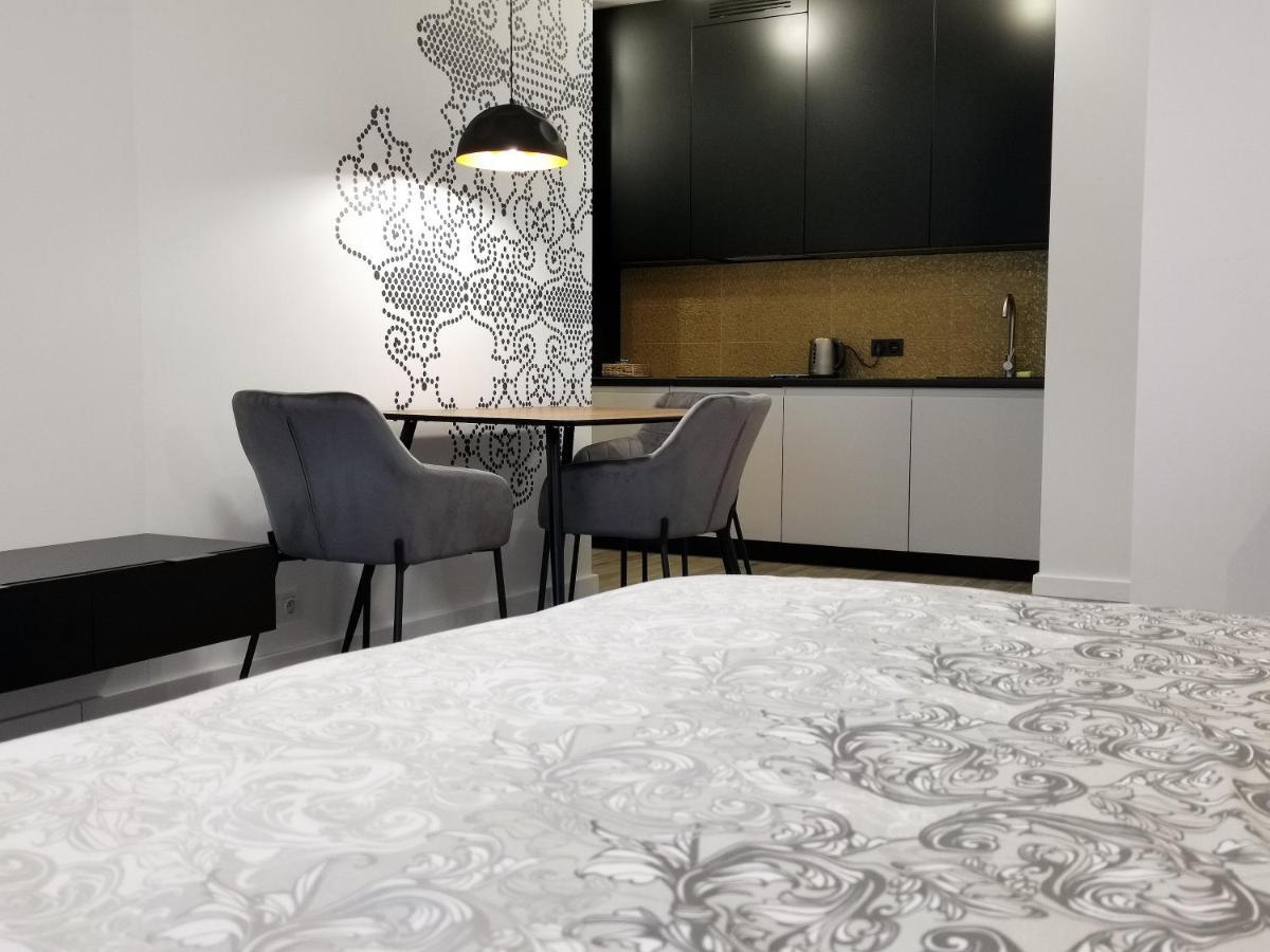 Come&Stay Apartments Wola ワルシャワ エクステリア 写真